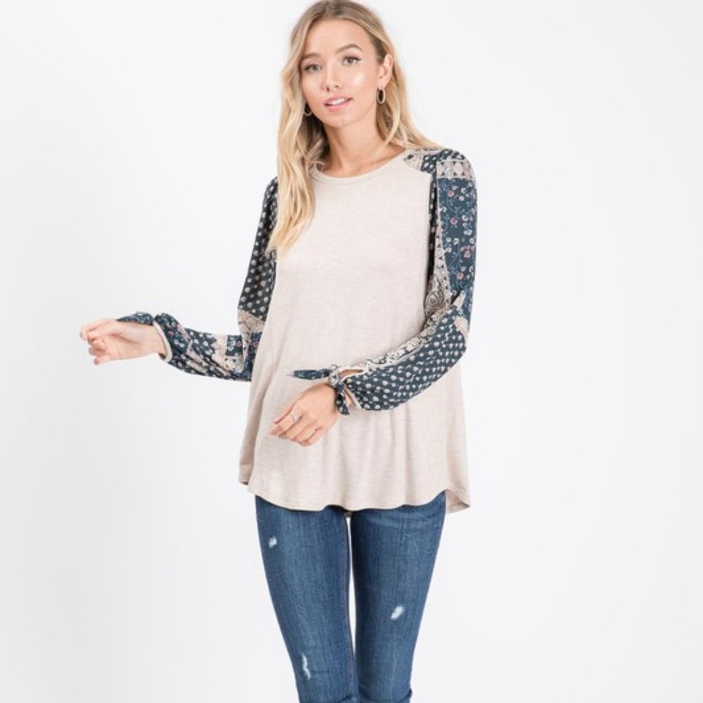 Oatmeal Bandana Print Sleeve Top